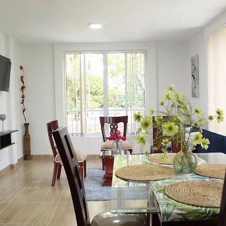 Lindo Apartamento Con Estacionamiento 布加 外观 照片