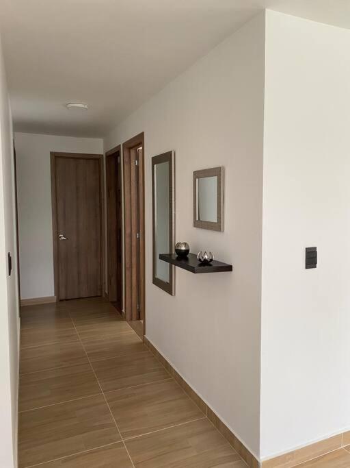 Lindo Apartamento Con Estacionamiento 布加 外观 照片